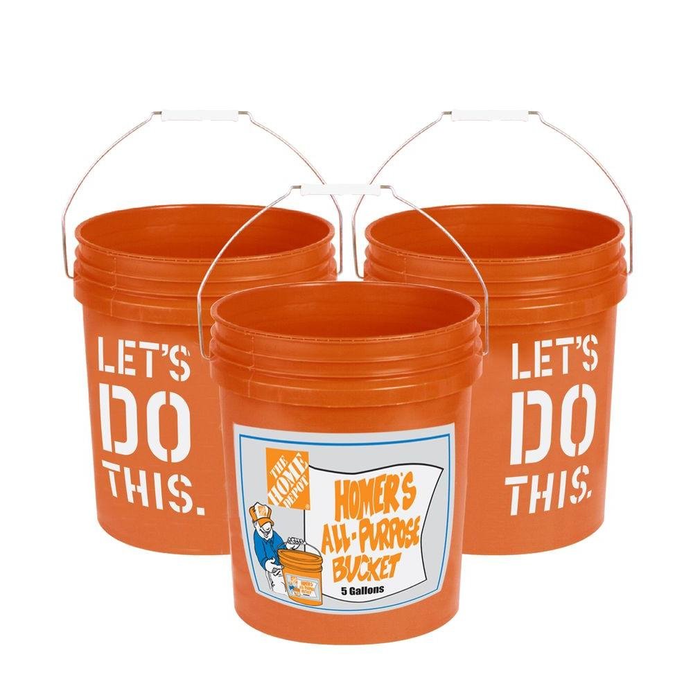 Plastic bucket labeling machine